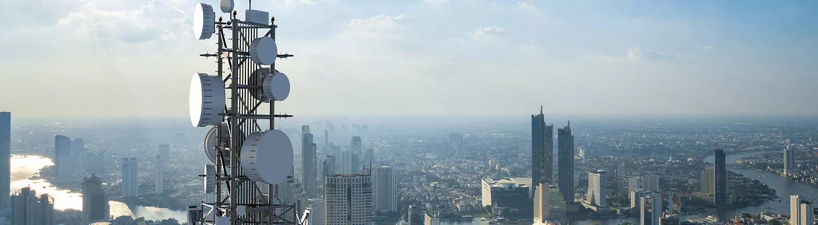 Antenne quer durch die Stadt