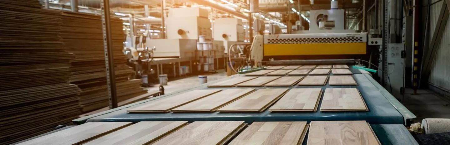 Drevené panely na strojoch