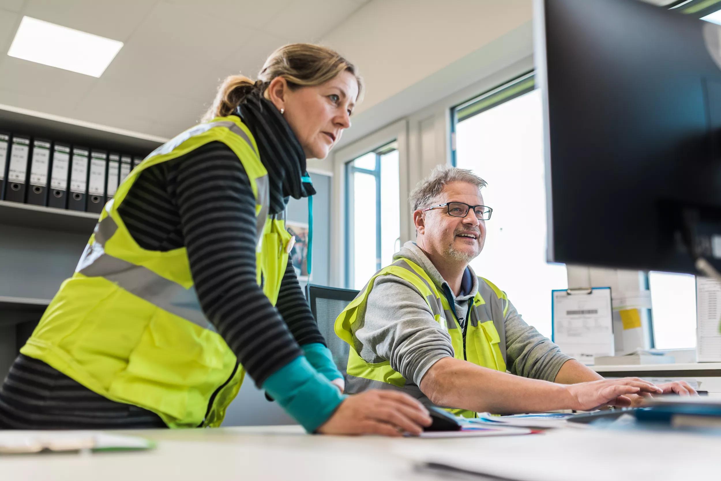 Warehouse staff in Essentra’s Nettetal Distribution Center in Germany